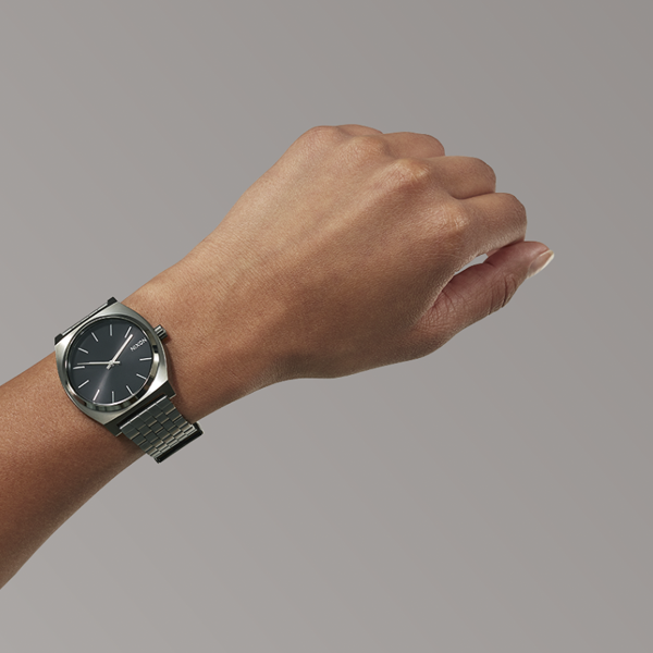 NIXON WATCHES Mod. A045-5084 4