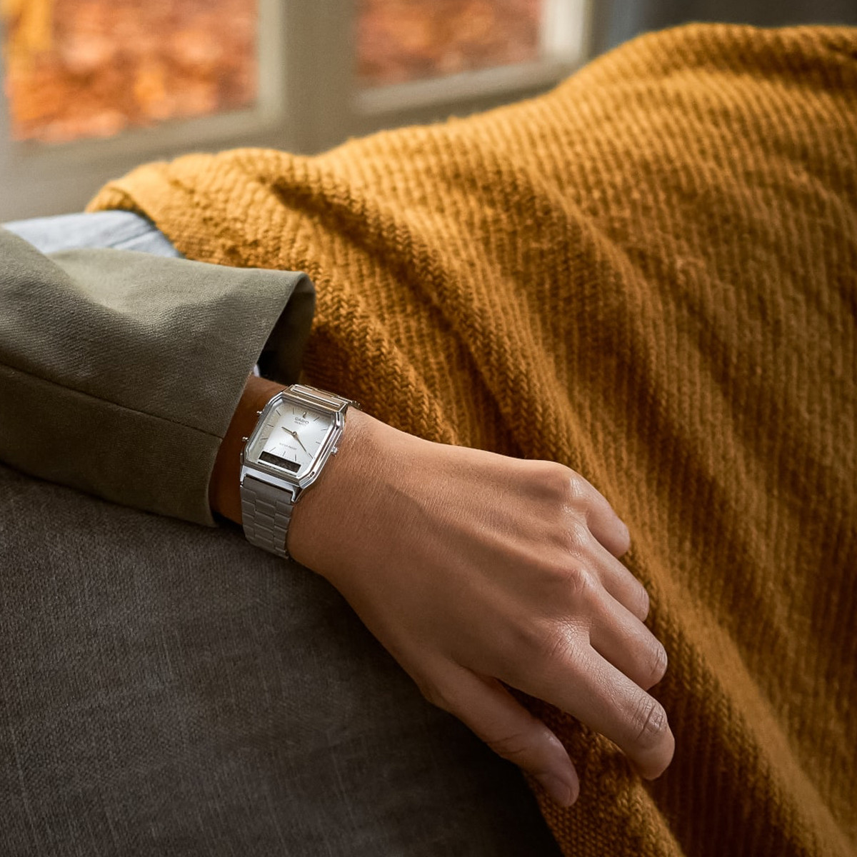 CASIO VINTAGE Mod. EDGY COLLECTION SUNRAY DIAL - SILVER 3