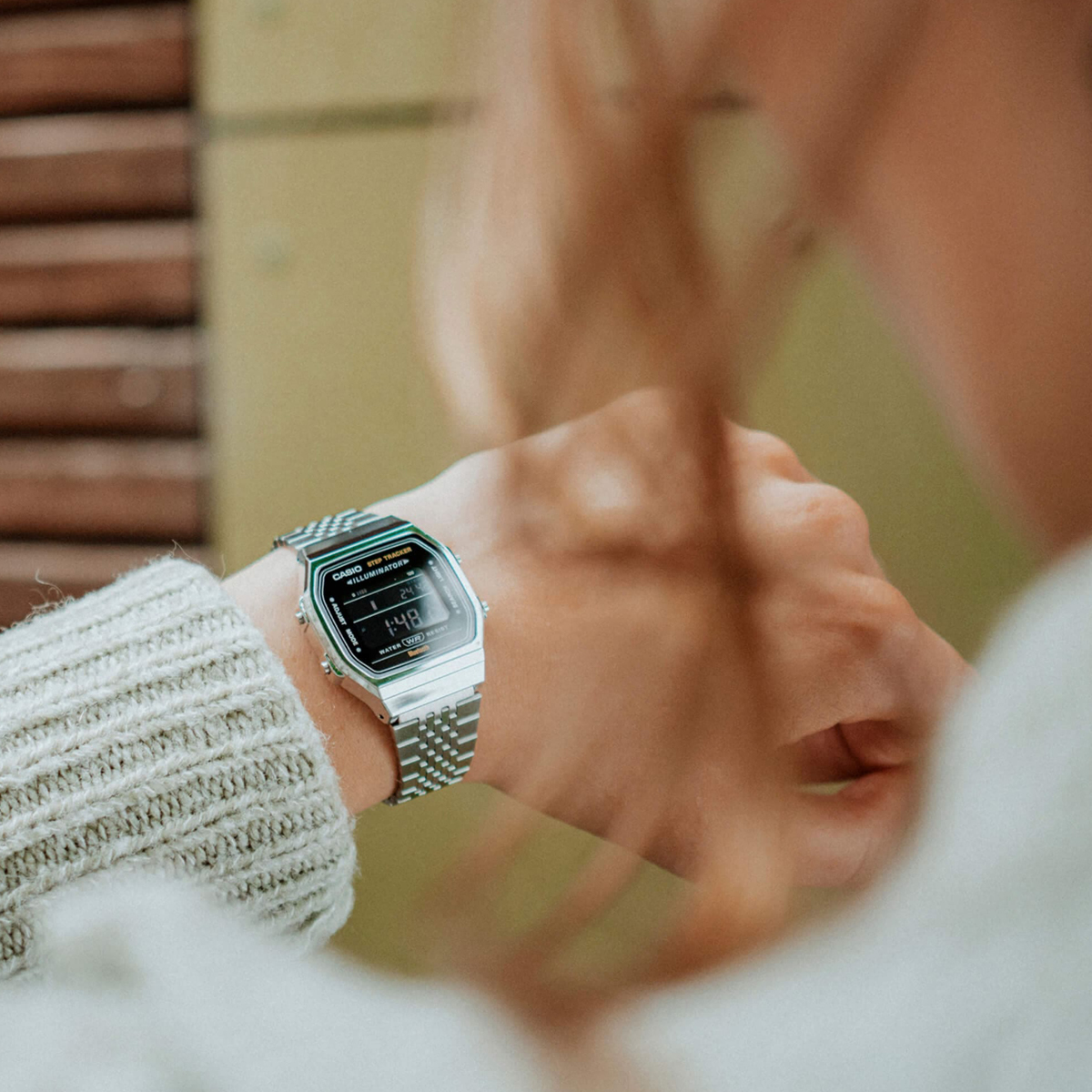 CASIO VINTAGE Mod. BLUETOOTH® SMARTPHONE LINK - SILVER - built-in accelerometer senses body movements + steps counter 3